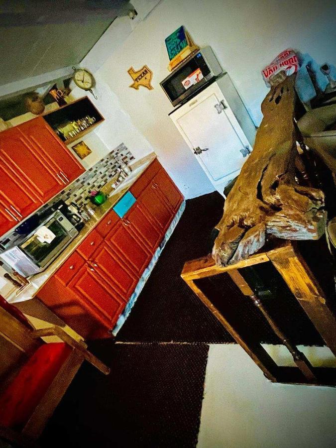 A Taste Of West Texas The Old Rock Shop Villa Van Horn Exterior foto